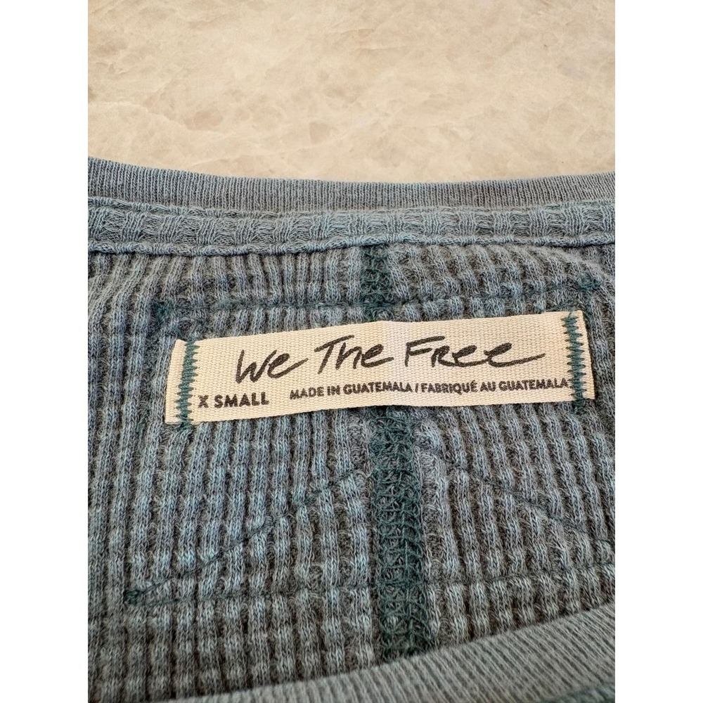 We The Free People Microphone Drop Thermal Top XS Silver Pine Green New NWOT - Picture 9 of 10